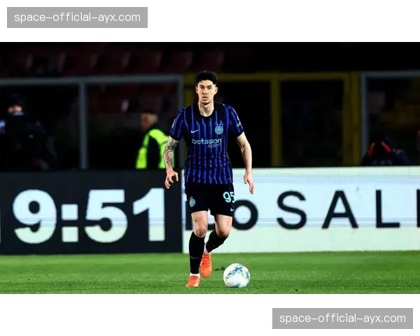 战报速递：国米开场3分钟通过角球由巴斯托尼头槌破门