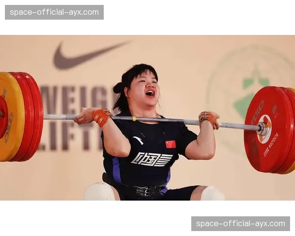 特写：阿富汗首位参加柔道世锦赛的女性运动员背后的艰辛与坚持