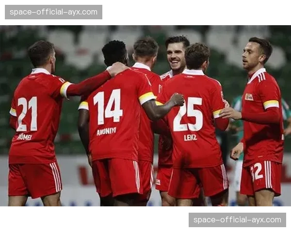 从欧战区到中游:柏林联合赛季后半程崩盘原因探究 从欧战区到中游:柏林联合赛季后半程崩盘原因探究